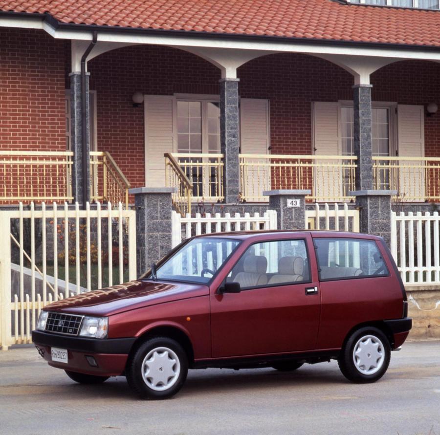  Autobianchi Y10 AVENUE (156) 1992 года  (фото 1 из 4)